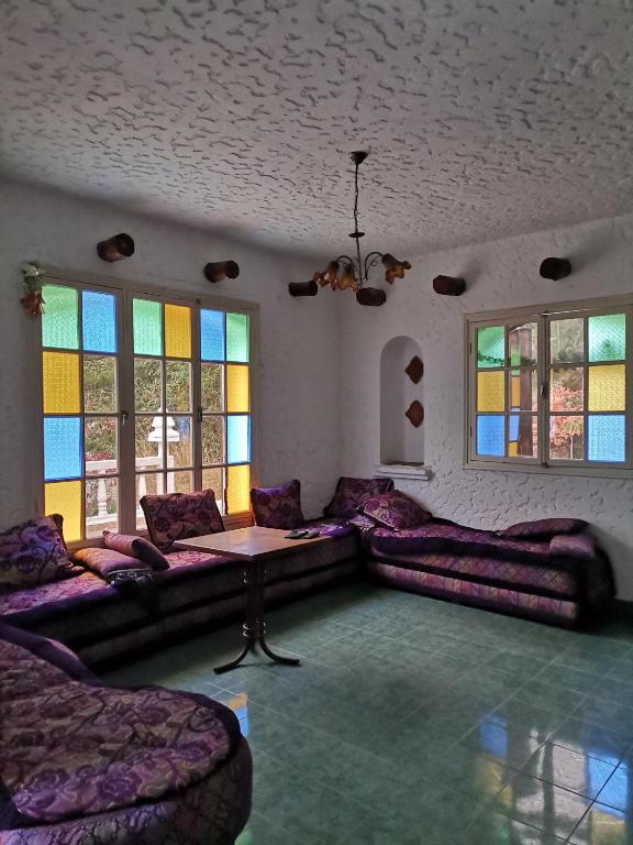 Posezení v ubytování Auberge les Roches