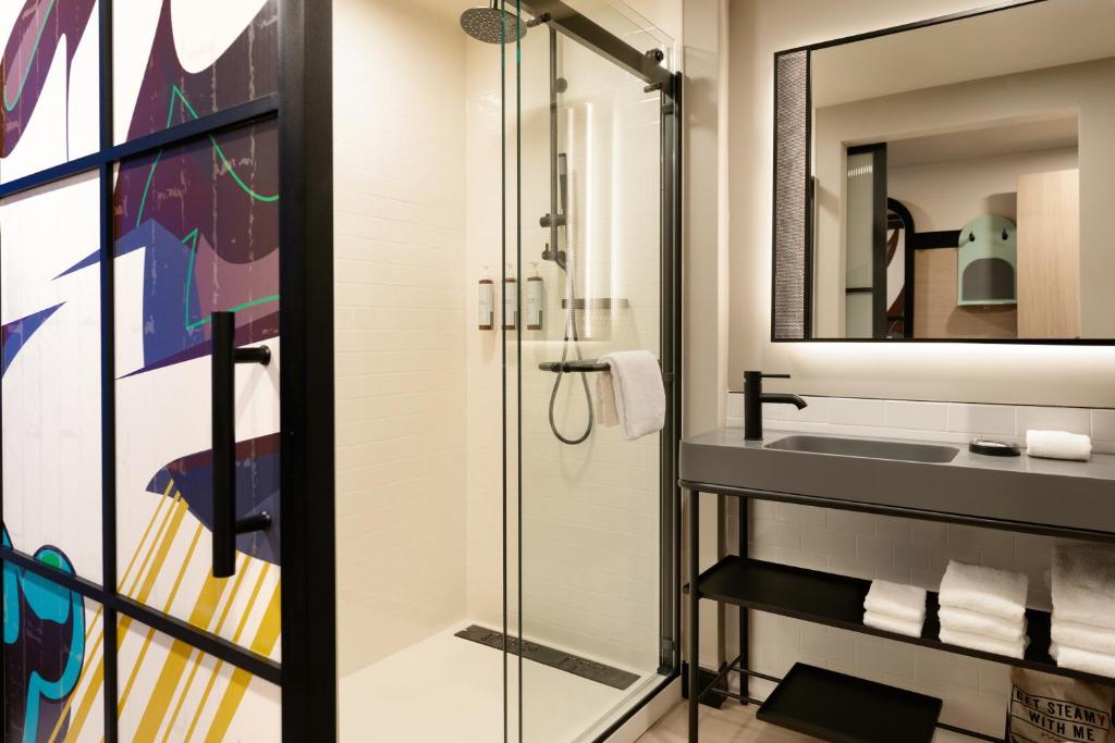 Koupelna v ubytování Moxy Miami Wynwood