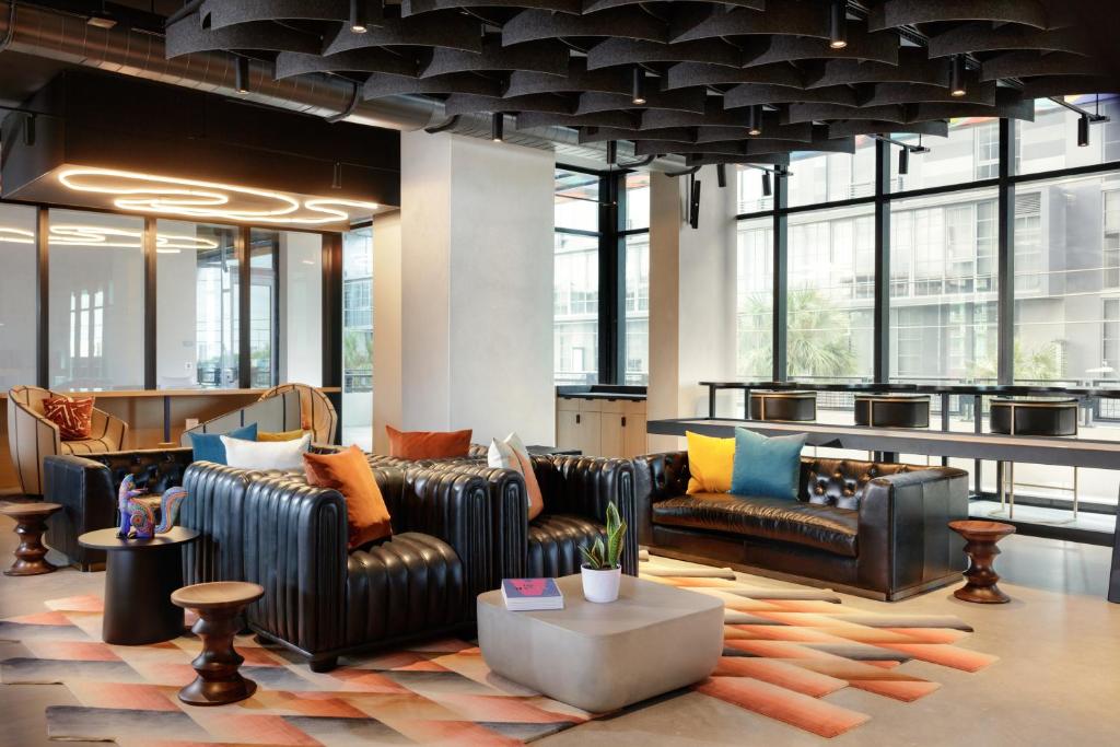 Posezení v ubytování Moxy Miami Wynwood