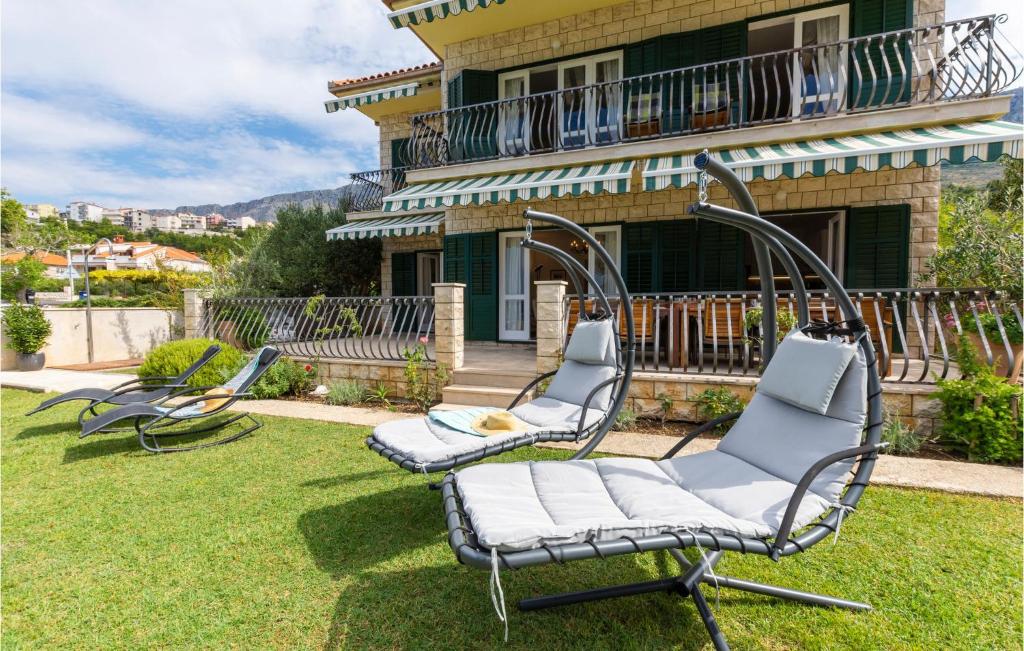 Vonkajšia záhrada v ubytovaní Holiday Home Poljicka Cesta