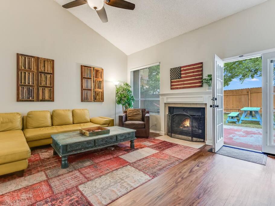 Great Home in Austin's Wells Branch Neighborhood! - Housity