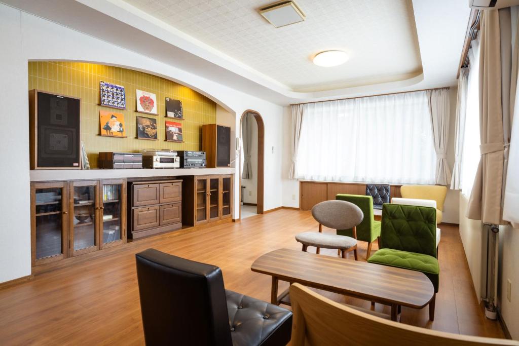 Dapur atau dapur kecil di 泊まれる音楽室 The Music Room-inn