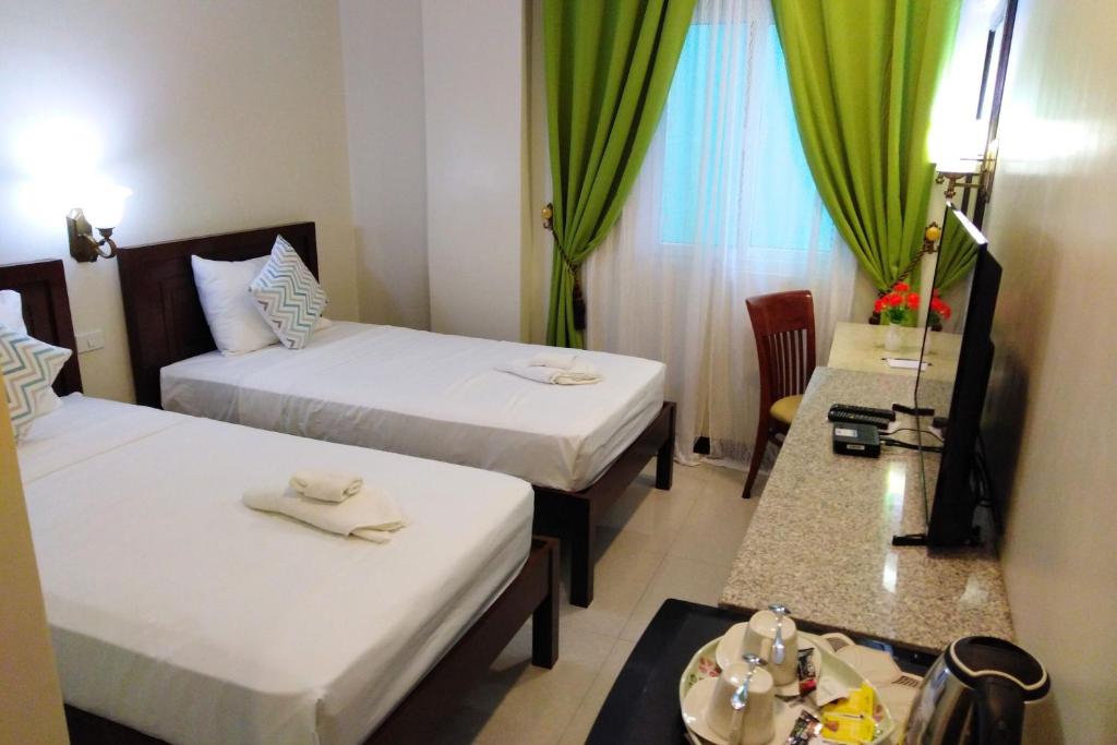 Venezia Suites Hotel Iloilo - Deluxe Double Studio