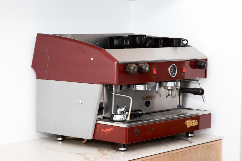 Set per la preparazione di tè e caffè presso Coco Queen