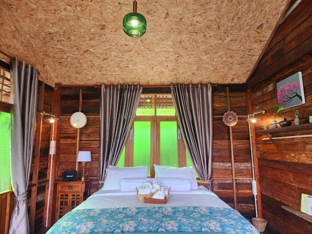 บ้านเล็กในป่าใหญ่ at น่าน Little House In the Forest at Nan - Suite Con Bañera De Hidromasaje