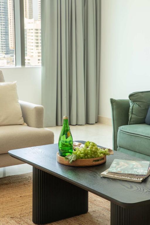 Khu vực ghế ngồi tại Frank Porter - Madina Tower