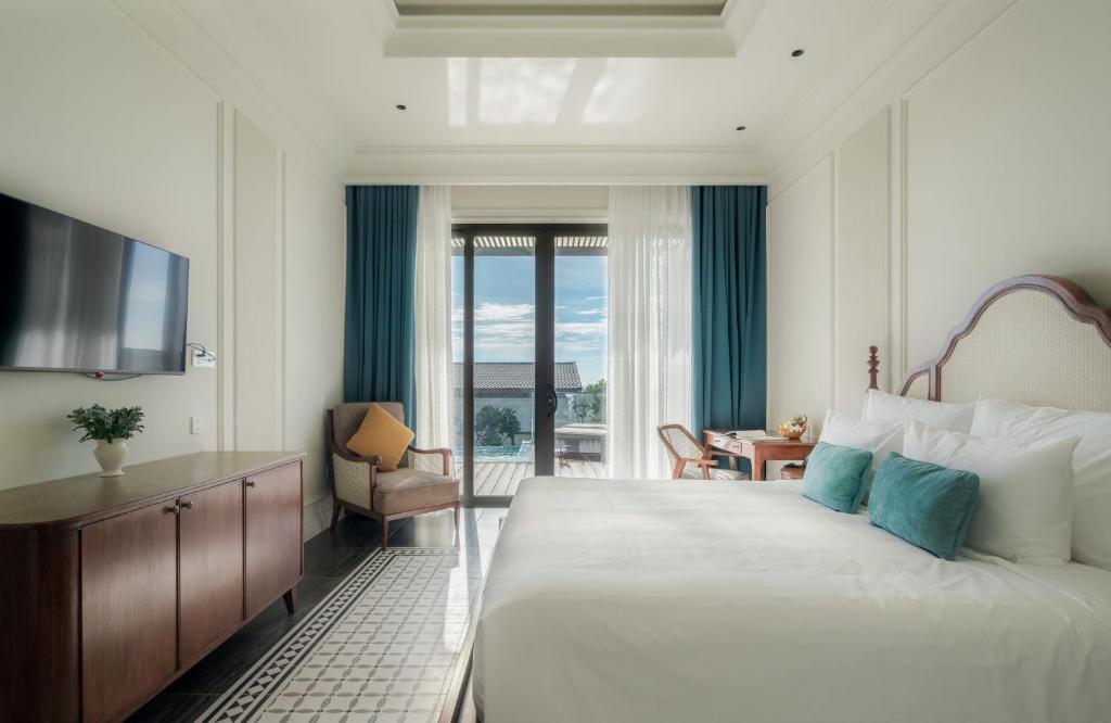 Lighthouse Pool Villa - 3 Bedrooms