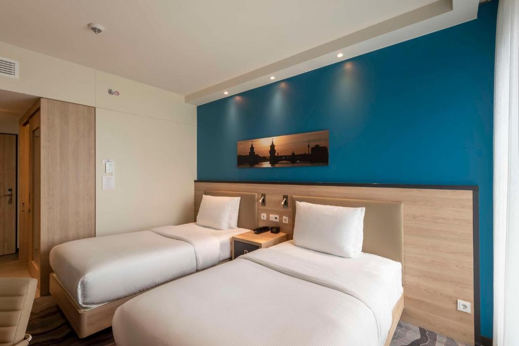 Hampton by Hilton Berlin City Centre Alexanderplatz - Resim 18