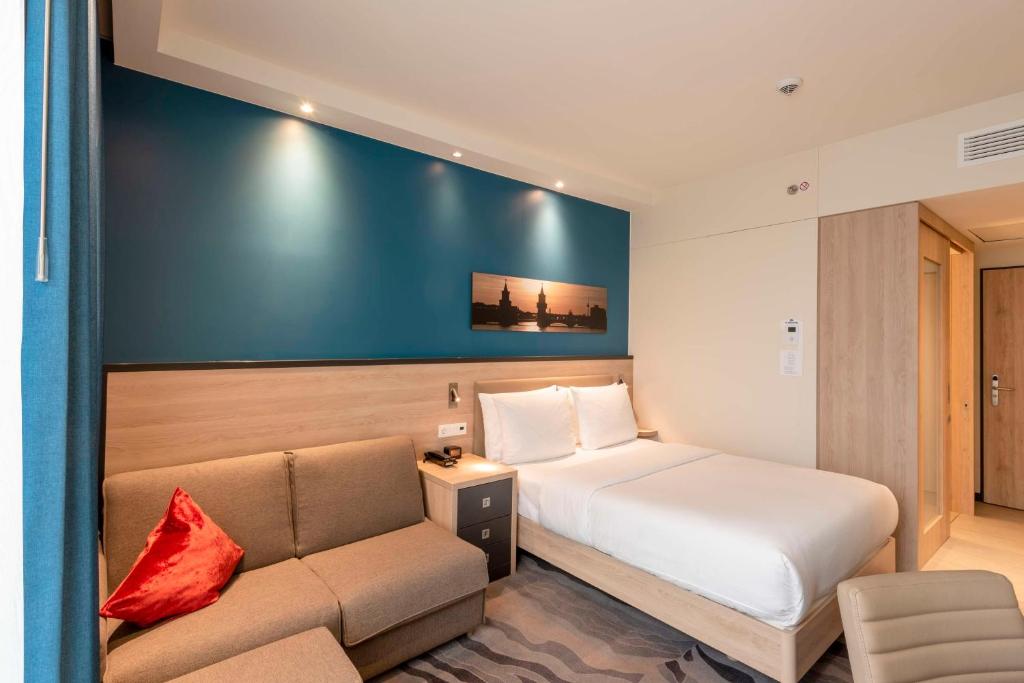 Hampton by Hilton Berlin City Centre Alexanderplatz - Resim 20