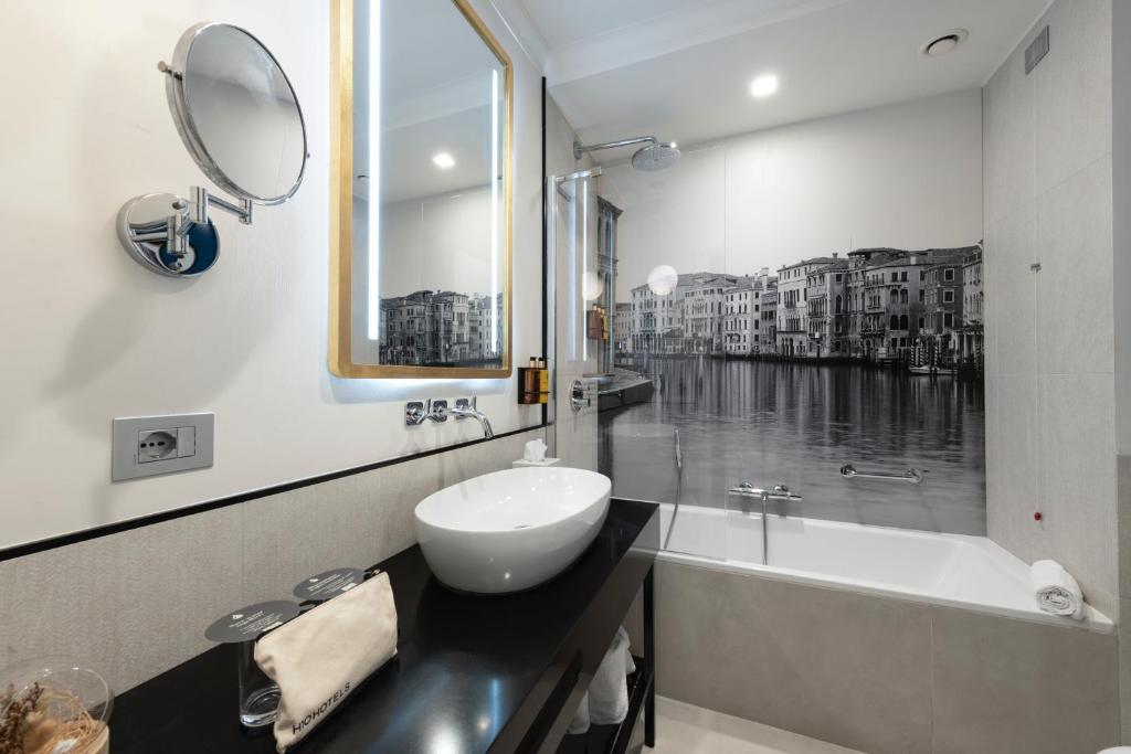 H10 Palazzo Canova - 9