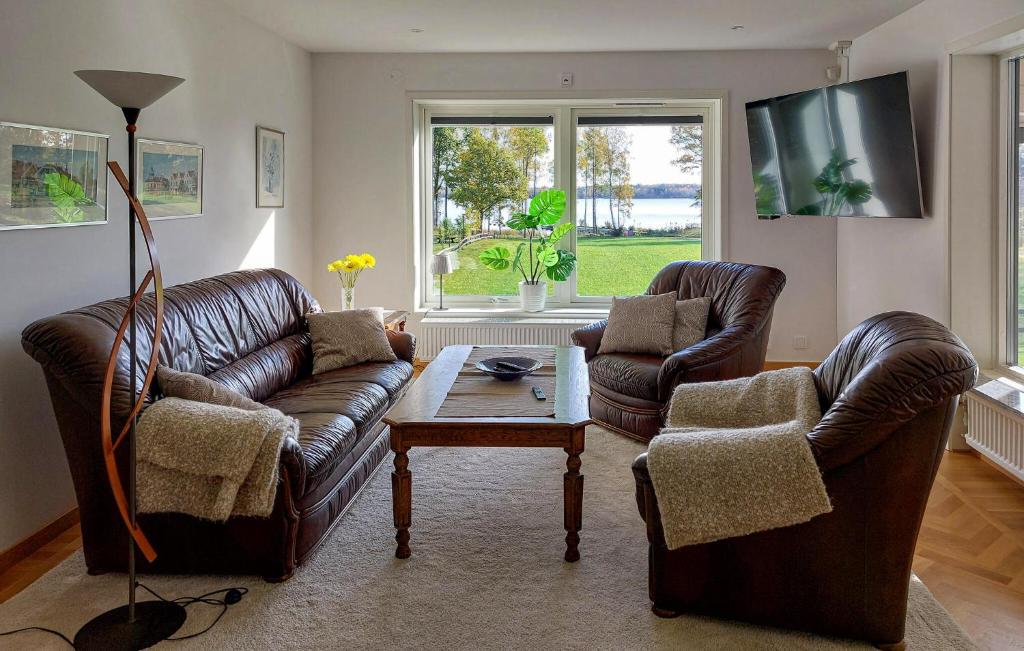 Lovely Home In Bolmsö With Sauna