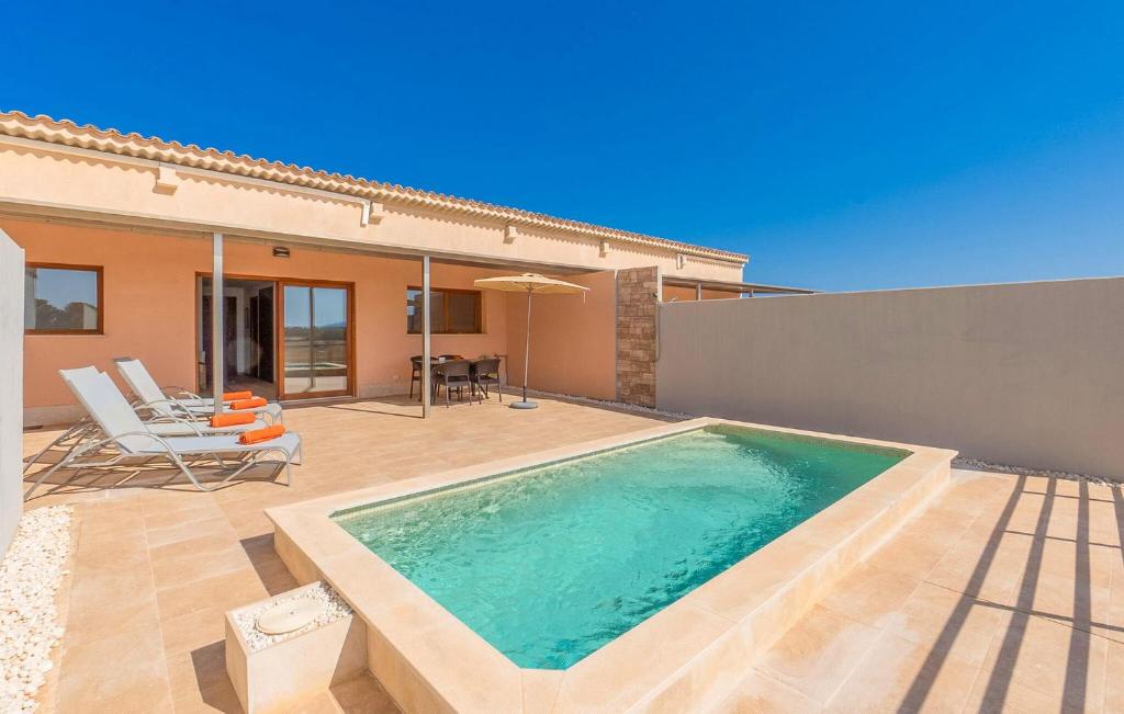 Bazén v ubytování Saraix Melo nebo v jeho okolí