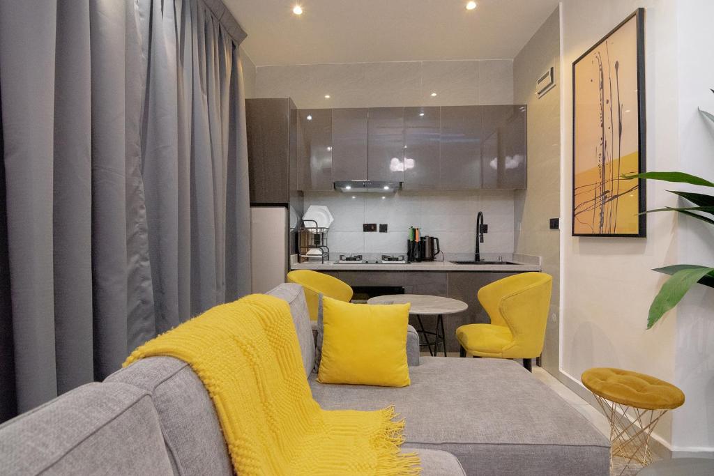 Kuchyň nebo kuchyňský kout v ubytování One90 Apartment