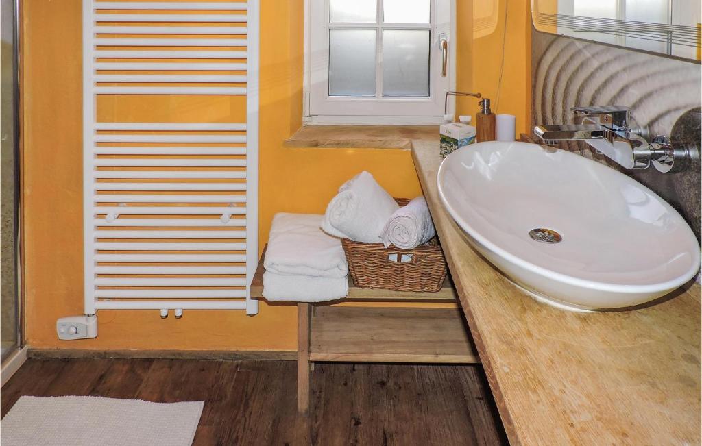 Kúpeľňa v ubytovaní Ferienhaus Mit Pool Und Sauna