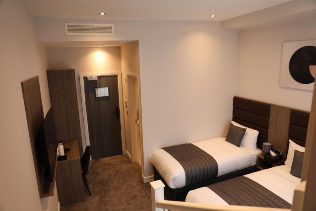 Reem Hotel - Family Room