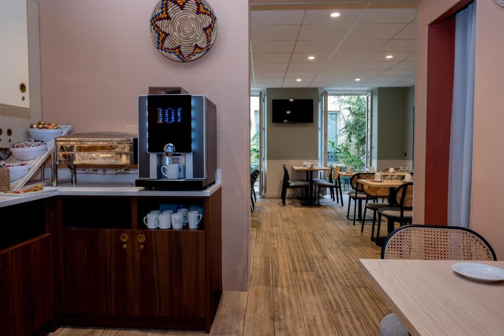 Kyriad Paris 10 - Canal Saint Martin - République - Resim 3