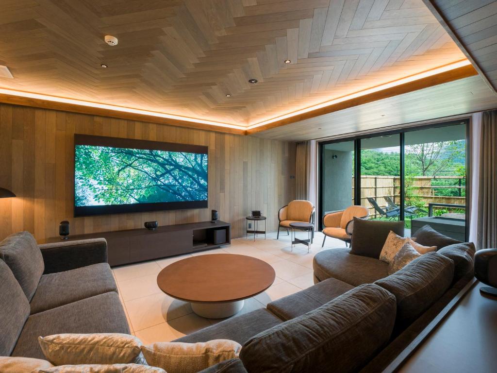 TV a/nebo společenská místnost v ubytování Rakuten STAY TERRACE Hakone Kowakudani