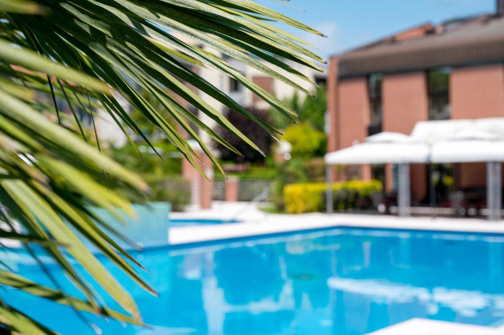 Bazén v ubytování DB Villas Le Ville del Lido Resort nebo v jeho okolí