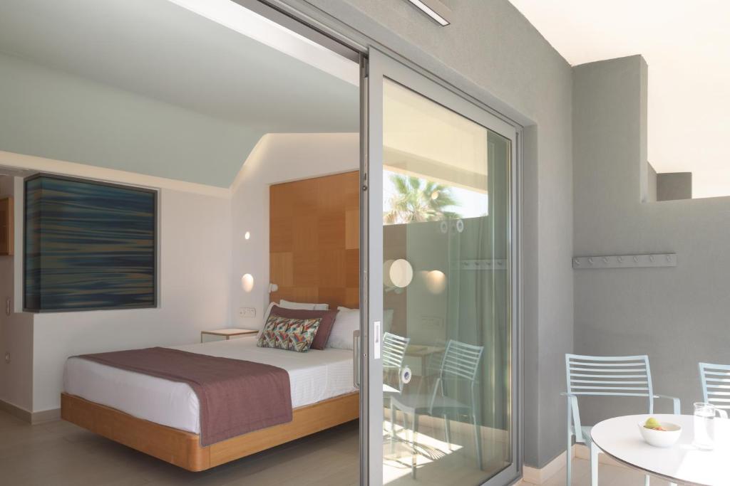 Lyttos Mare Adults Friendly 12plus - 10