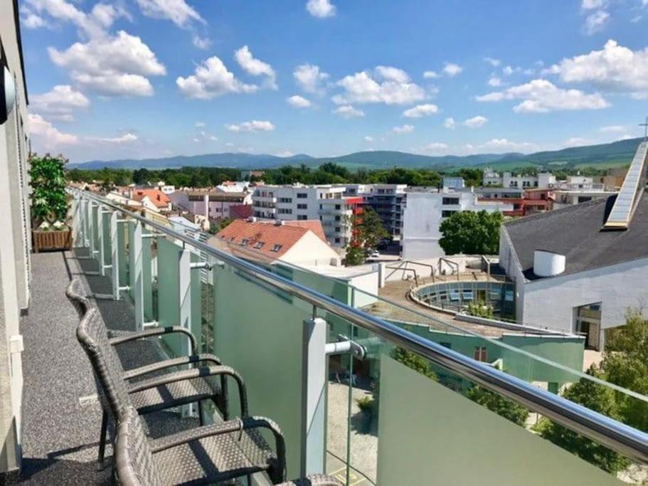 Výhľad na hory alebo výhľad na hory priamo z apartmánu
