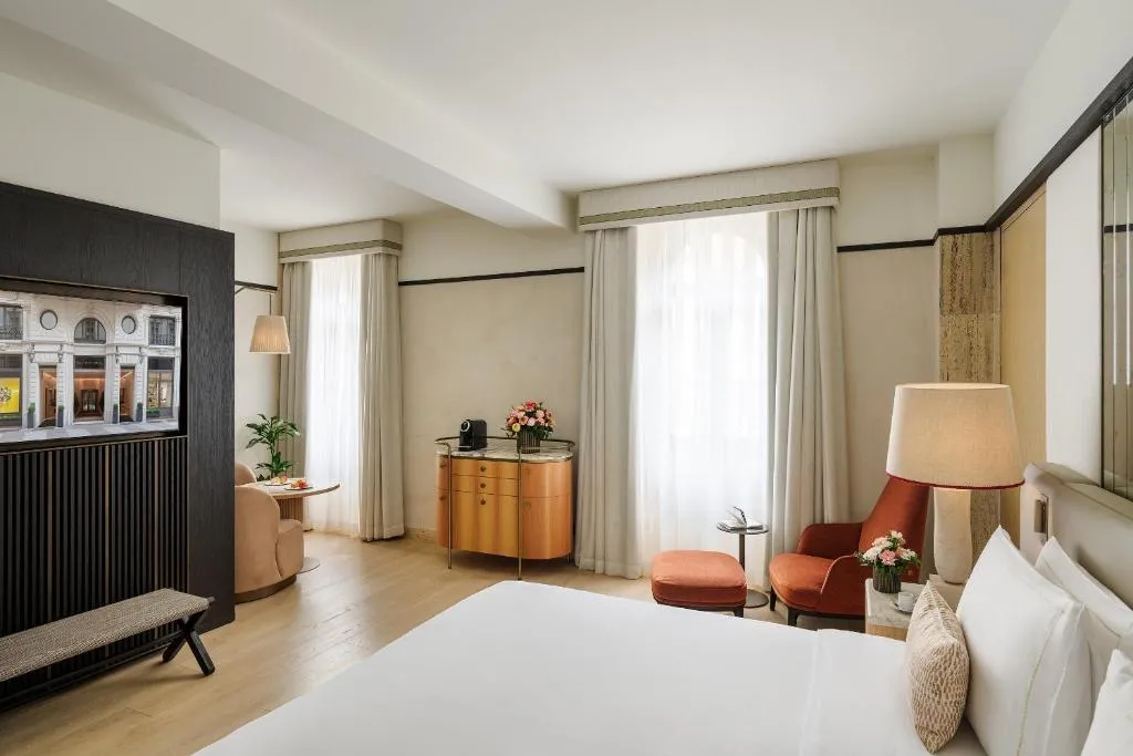 Premier King Room