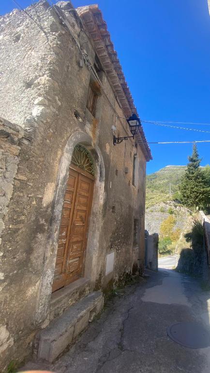 Foto dalla galleria di La terrazza nel borgo a Tortora