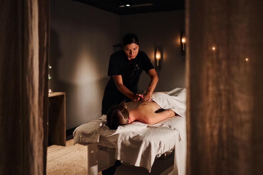 Hotel Único Madrid, Small Luxury Hotels - Resim 21