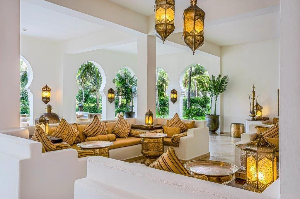Zona de estar de Baraza Resort and Spa Zanzibar