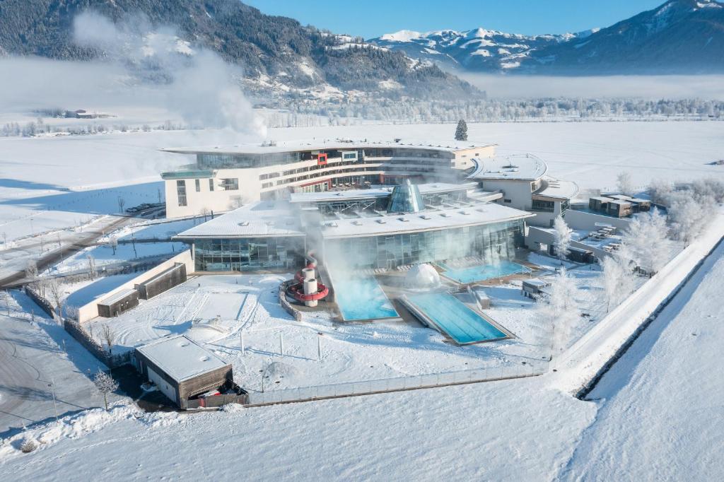 Výhled na hory z rezortu Tauern Spa Hotel, Kaprun