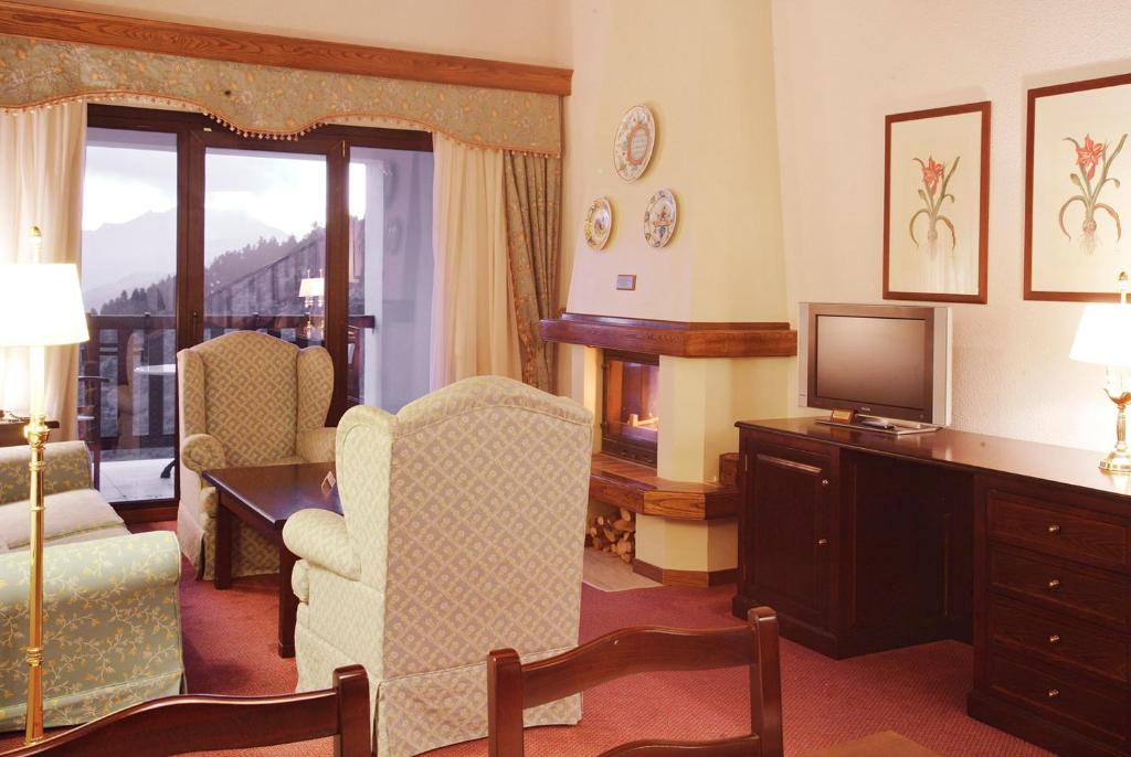 Posezení v ubytování HOTEL SPA MONTANA