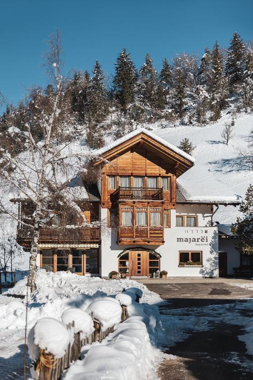 BergHotel Majarei talvel
