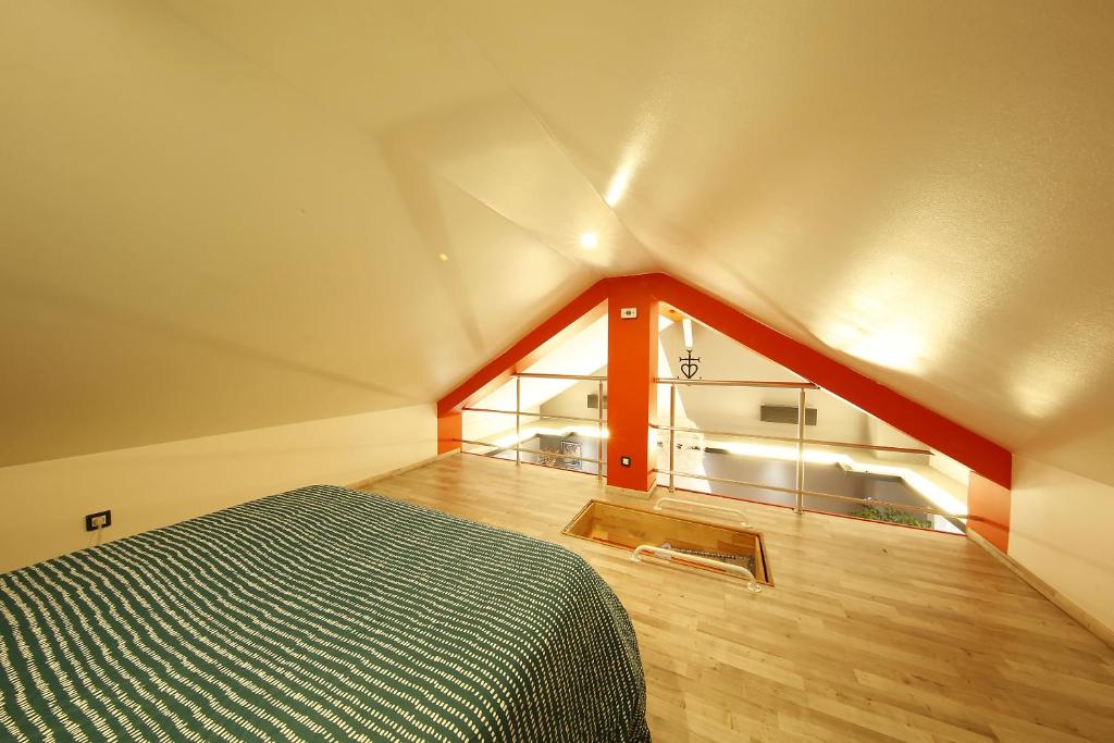 Bretzel Home – photo 12