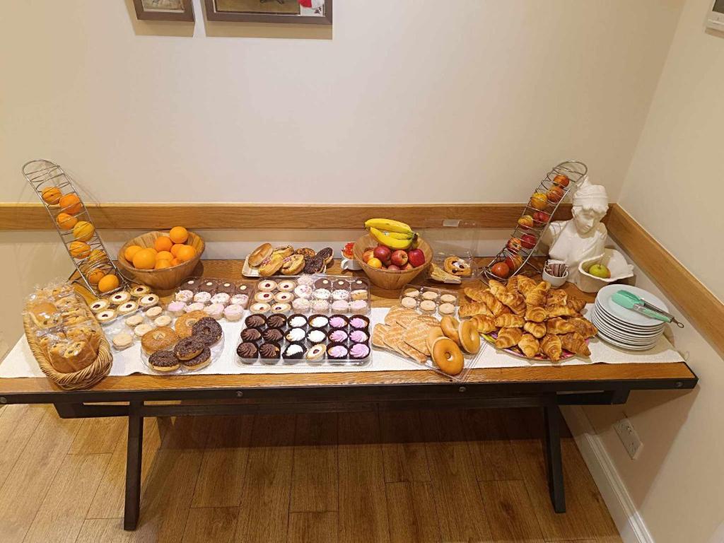 St Simeon - Resim 13