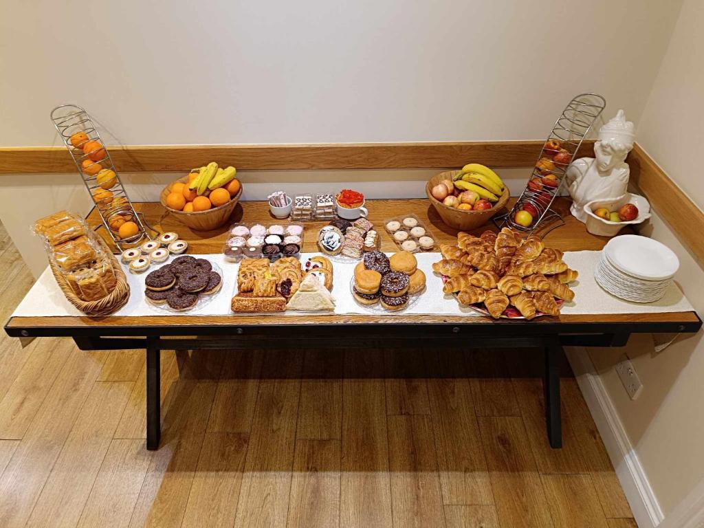 St Simeon - Resim 12