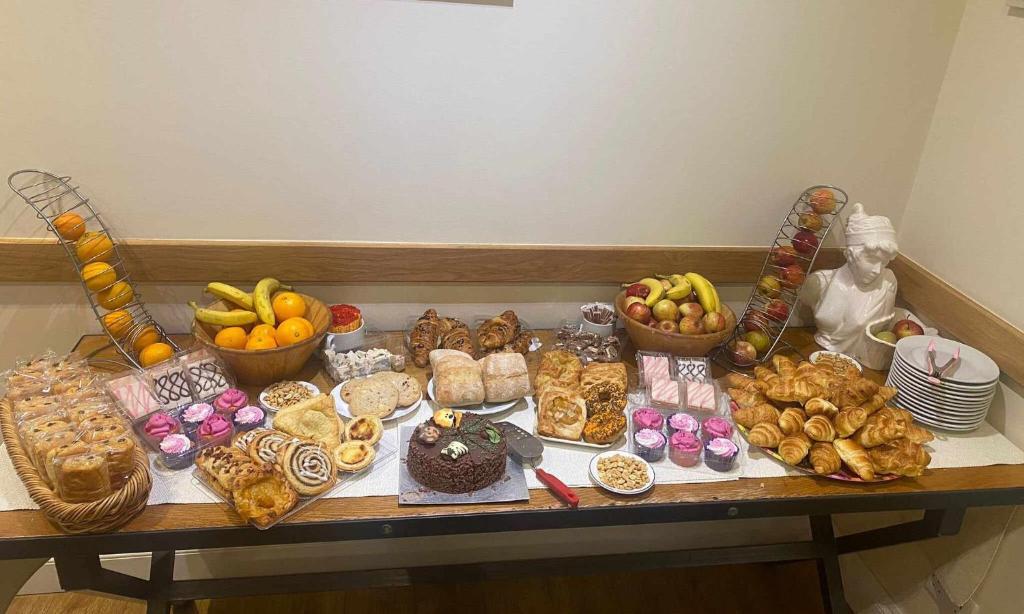 St Simeon - Resim 10