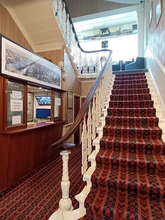 St Simeon - Resim 16