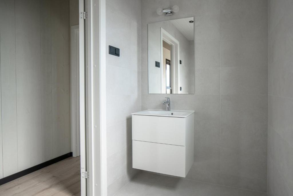 Bilik mandi di Blue View Cabins