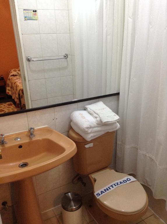 Koupelna v ubytování Hotel Le Mirage
