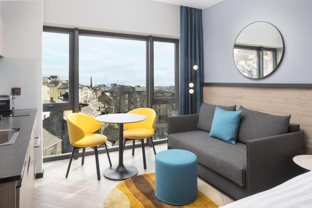 Posezení v ubytování Residence Inn by Marriott Cork