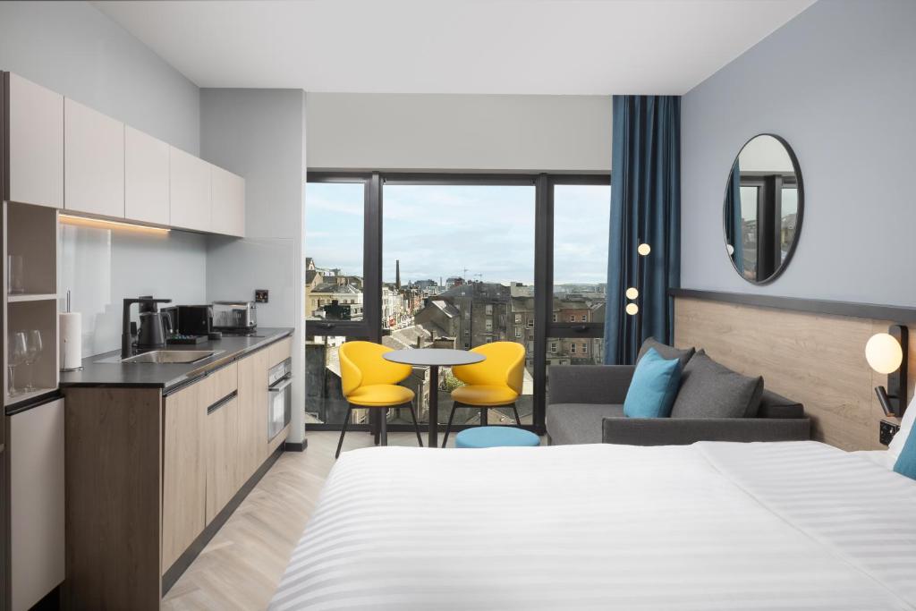 Residence Inn by Marriott Cork - Resim 43