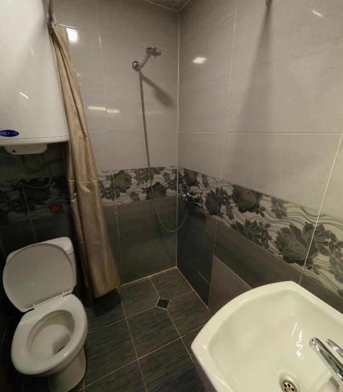 Koupelna v ubytování Guesthouse Lanchvali
