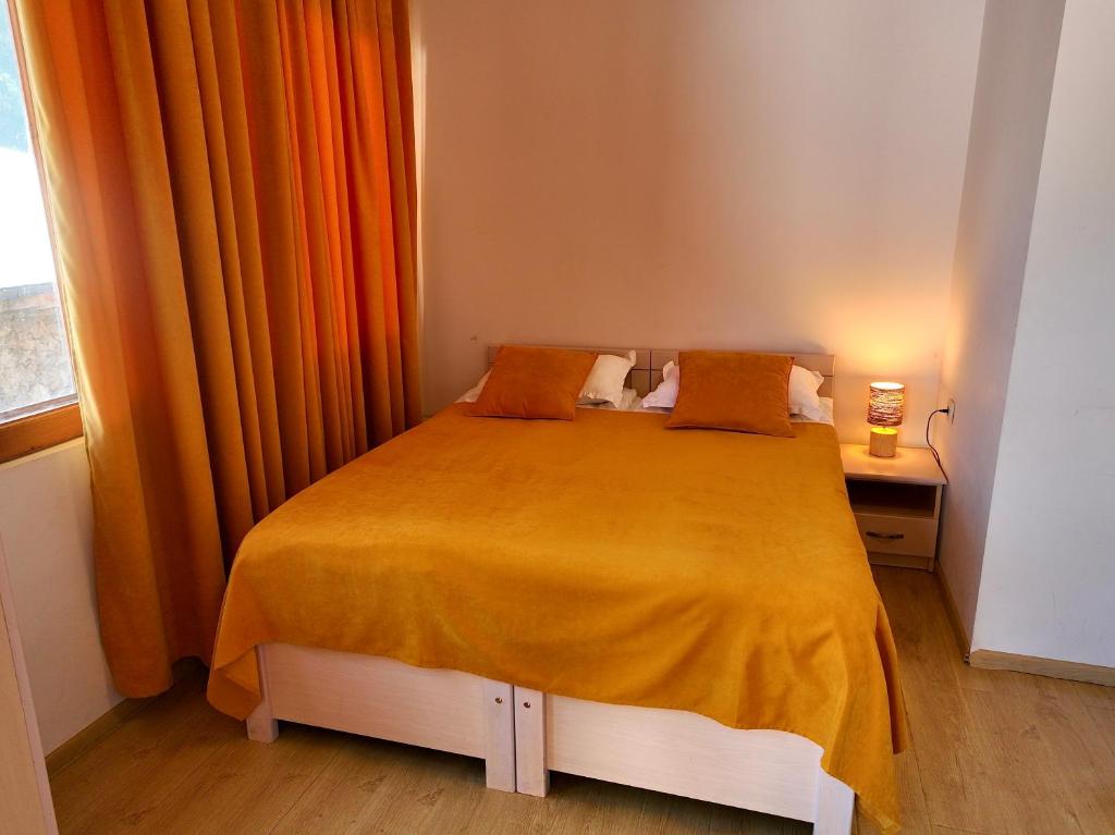 Postel nebo postele na pokoji v ubytování Guesthouse Lanchvali