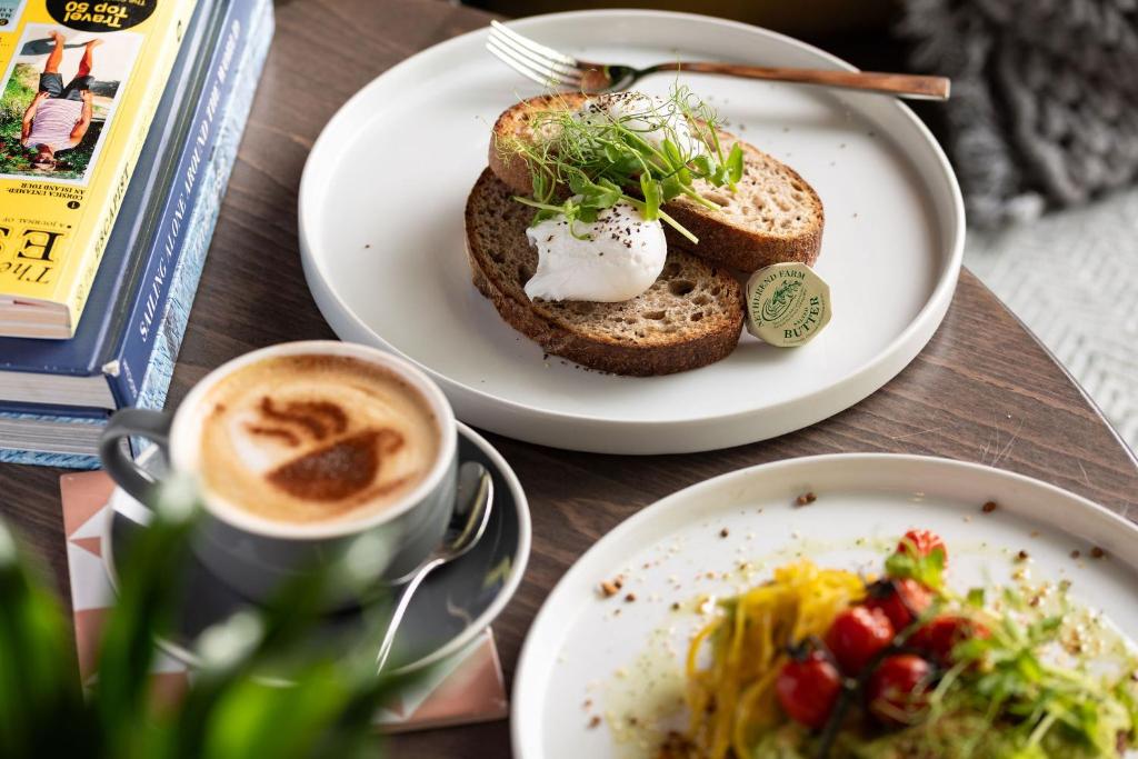 room2 Southampton Hometel - Resim 27