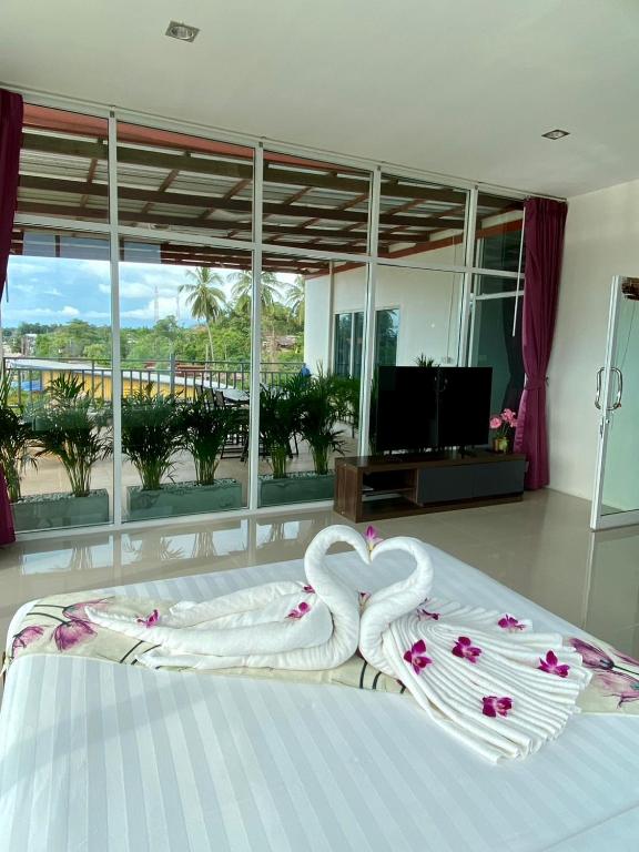 Lanta Just Come Hotel - 13