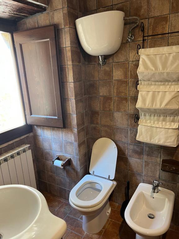 Koupelna v ubytování Assisi, da Lisetta