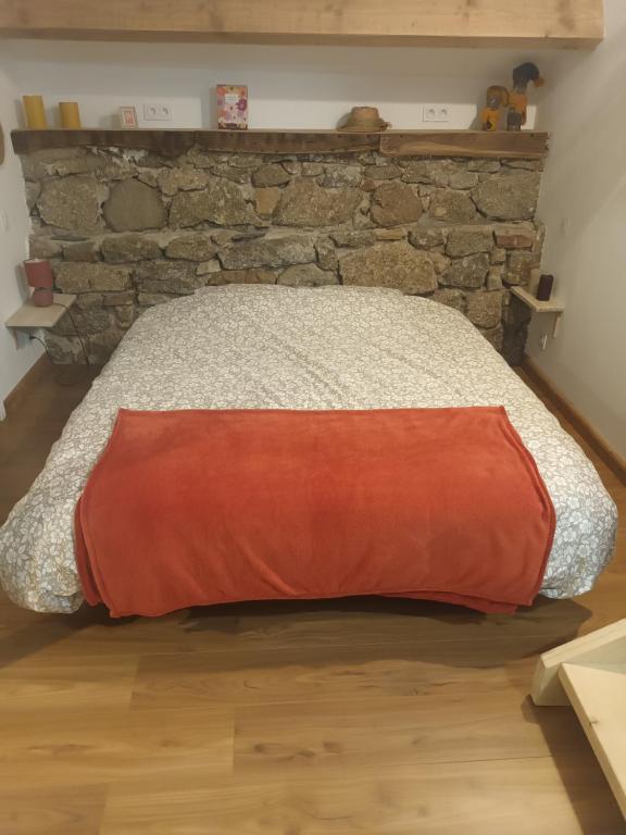 Postel nebo postele na pokoji v ubytování la Grange