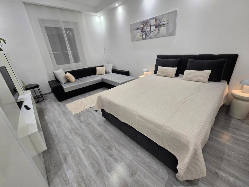 Martina apartman Békéscsaba 5600 Békéscsaba, Derkovits sor 11 3/10 kép - 1