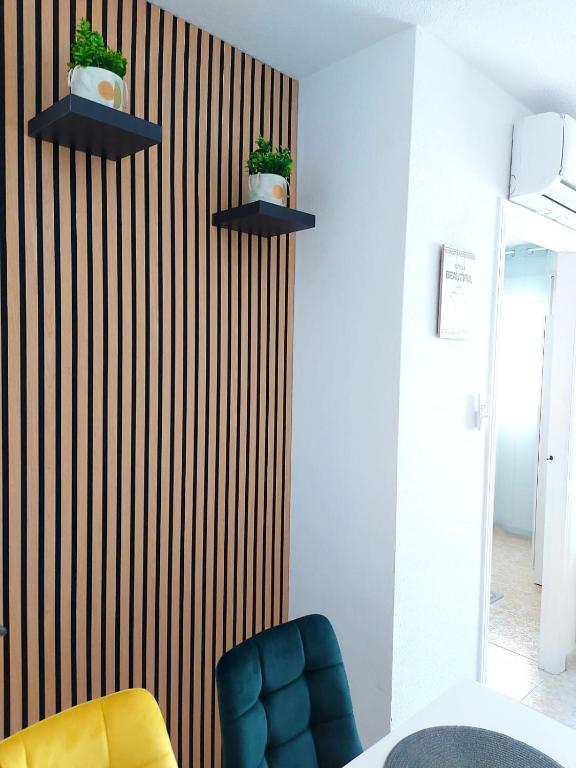 A seating area at Mira apartman