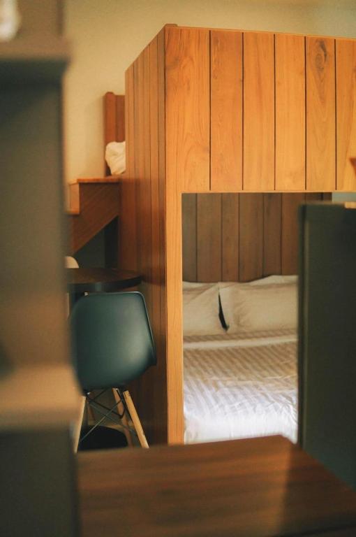 Postel nebo postele na pokoji v ubytování Psych Hostel