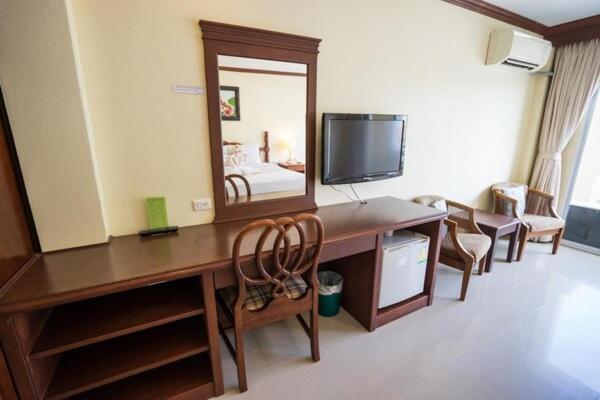 TV a/nebo společenská místnost v ubytování N1 House